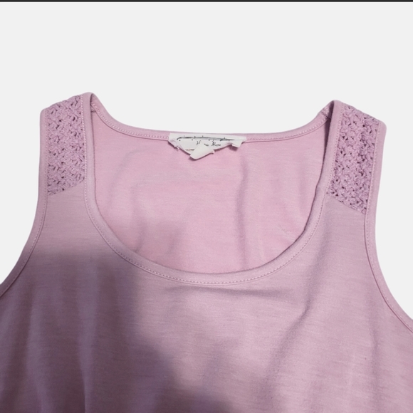 Hippie Rose Women's Size Small Pullover Twist- Front Sleeveless Top Pink - Picture 7 of 11